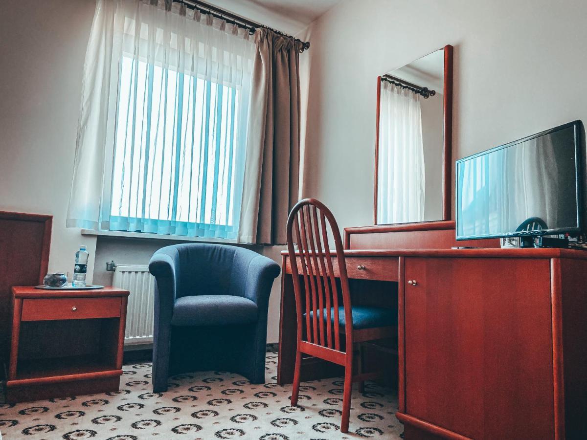 Astoria Bed & Breakfast Swarzędz Kültér fotó