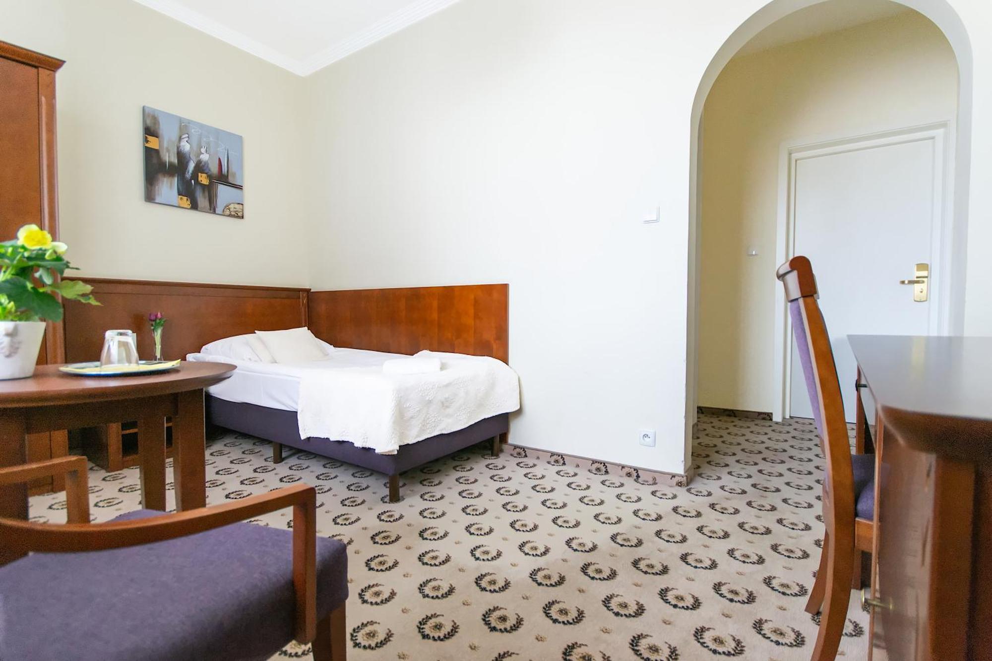 Astoria Bed & Breakfast Swarzędz Kültér fotó