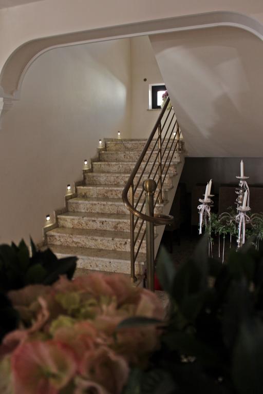 Astoria Bed & Breakfast Swarzędz Kültér fotó