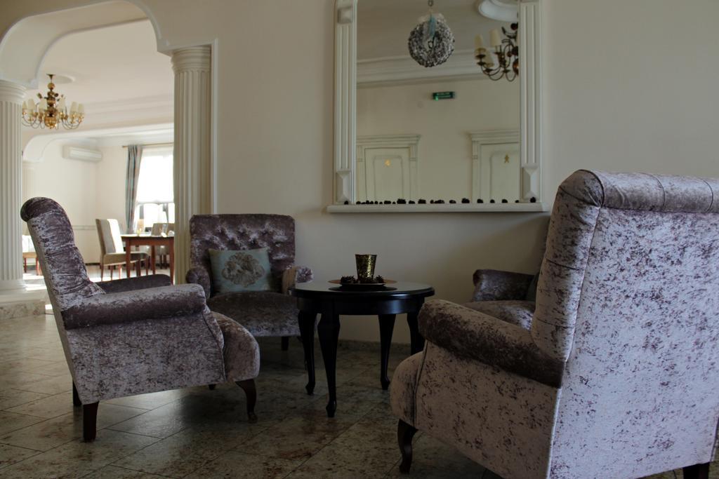 Astoria Bed & Breakfast Swarzędz Kültér fotó